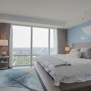 Luxury View In Downtown 3 Bedroom 2.5 Bathroom 1 Parking , Toronto Canada
